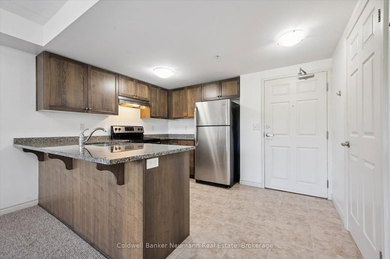 301 - 45 Kingsbury Square