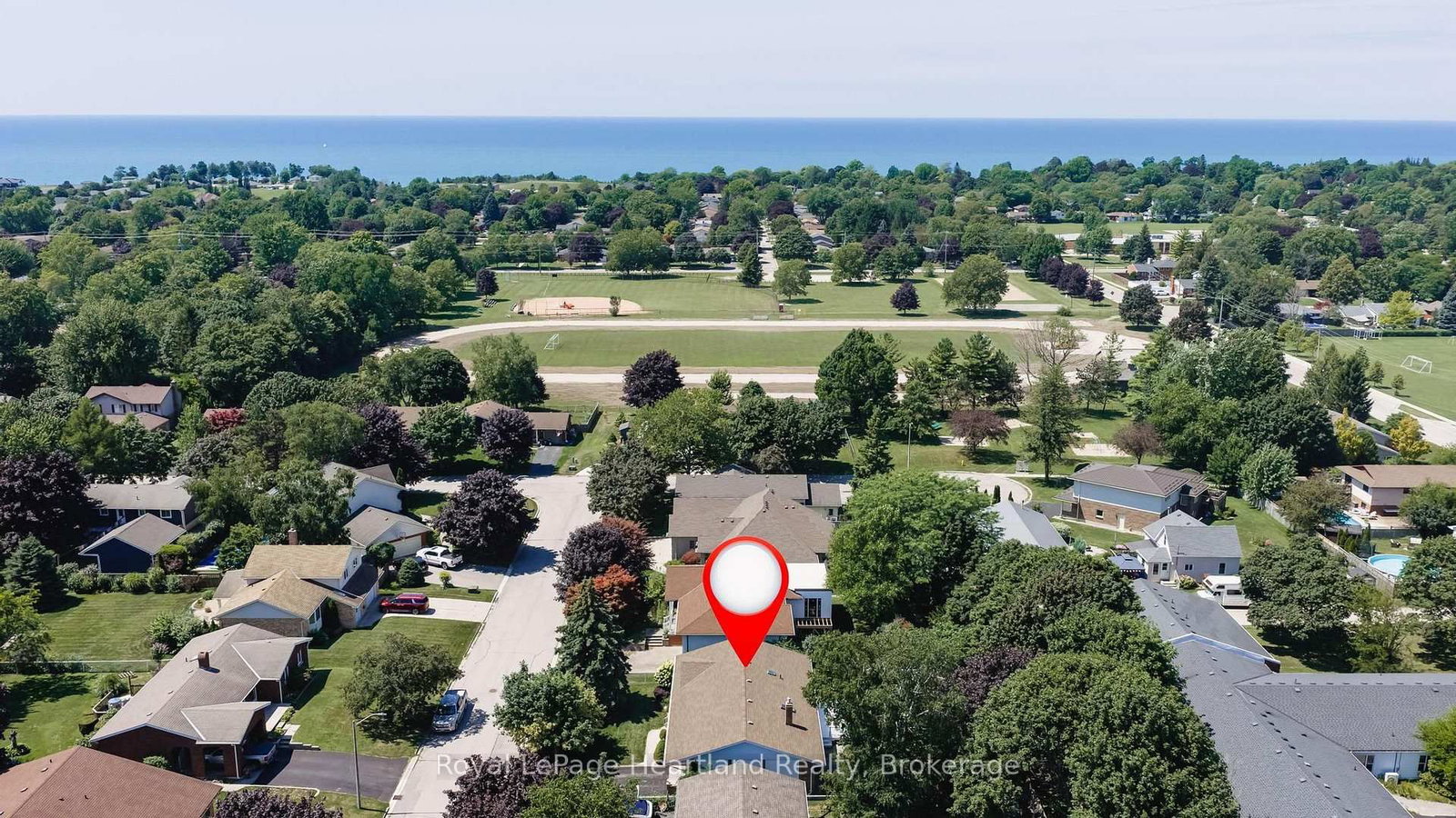 24 Leonard Drive • Goderich, ON photo 44