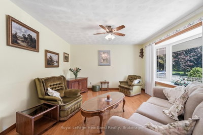 24 Leonard Drive • Goderich, ON photo 5