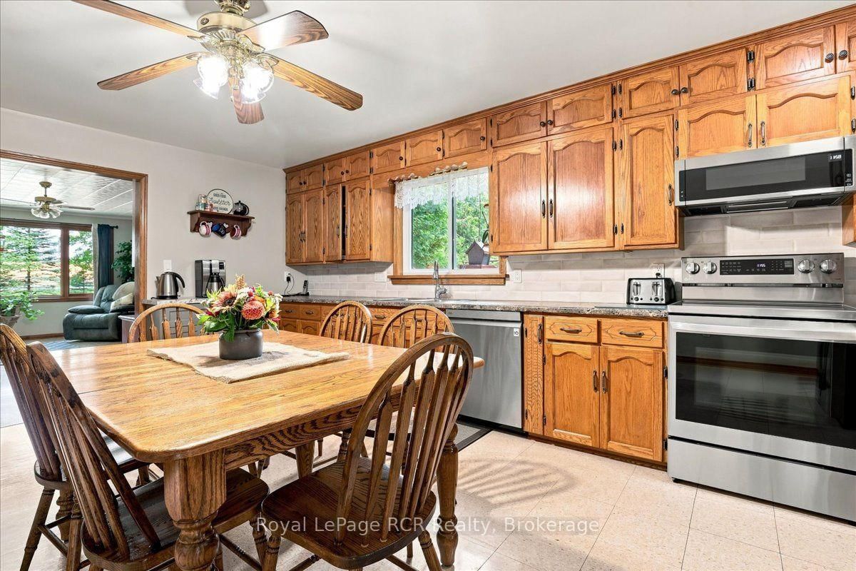 7525 Highway 89 • Wellington North, ON photo 13