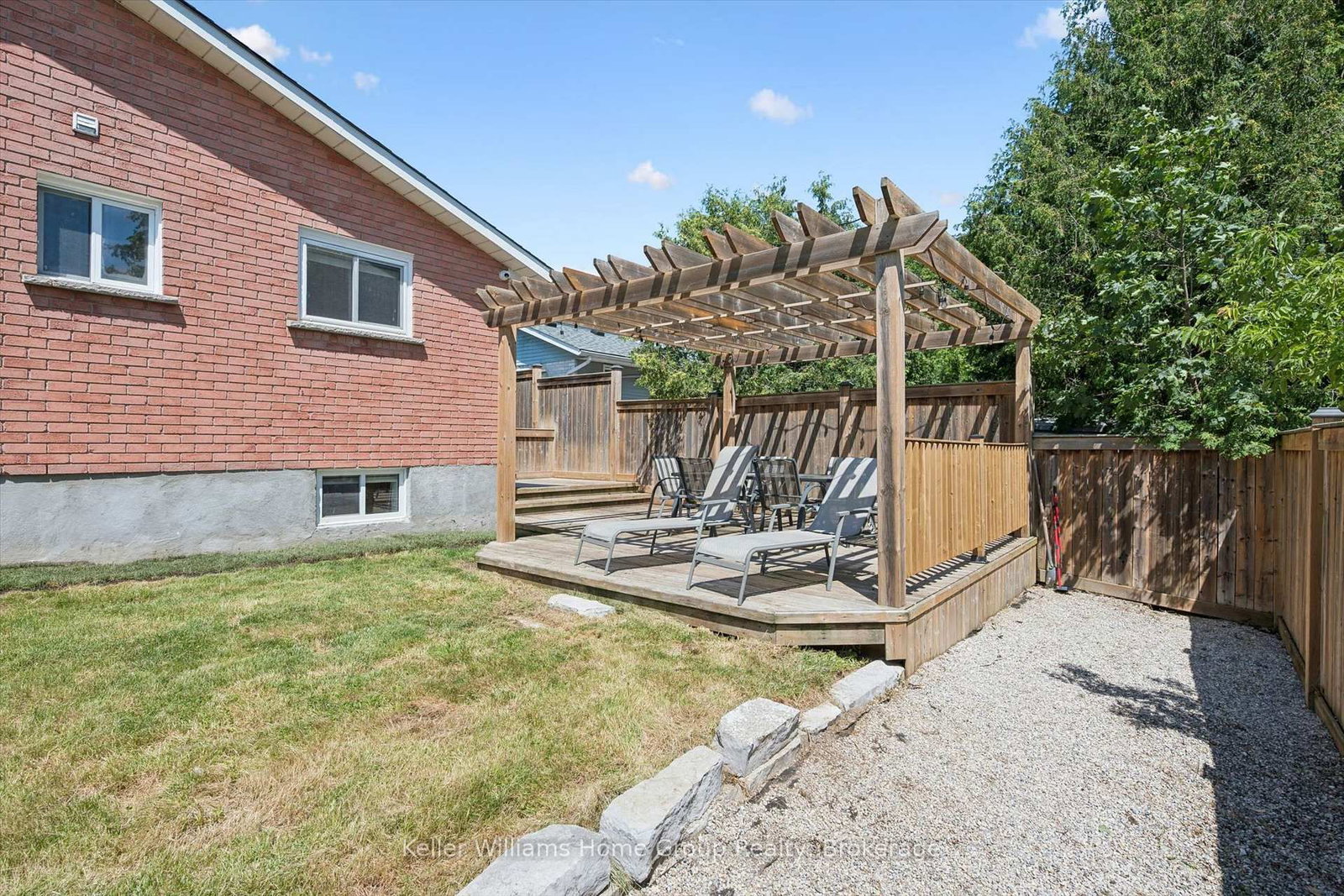 273 Colborne Street • Centre Wellington, ON photo 36
