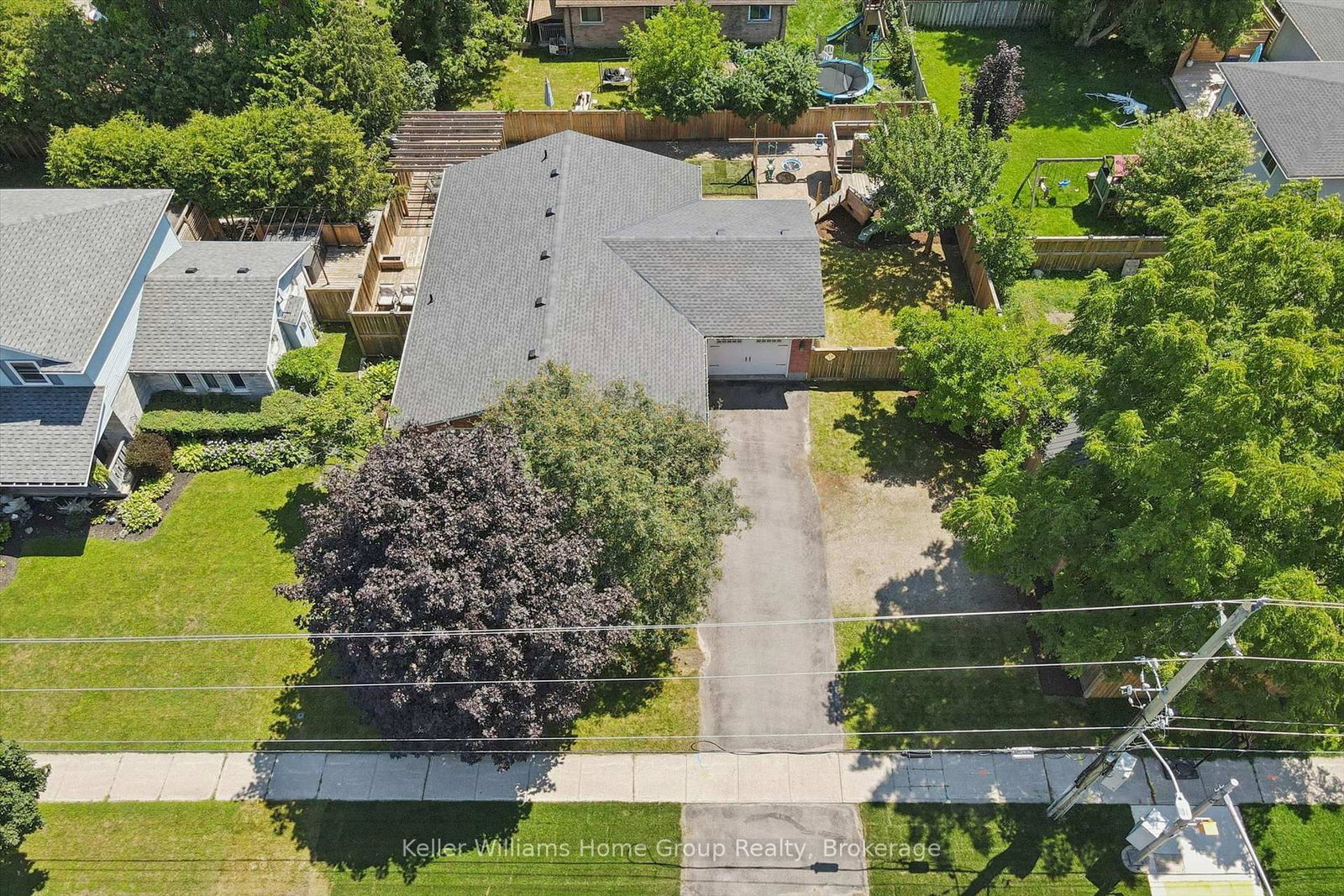 273 Colborne Street • Centre Wellington, ON photo 45