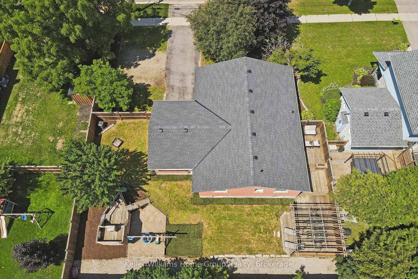 273 Colborne Street • Centre Wellington, ON photo 47