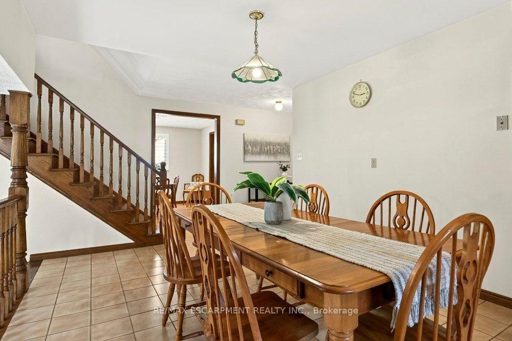 118 POTTRUFF Road S • Hamilton, ON photo 17