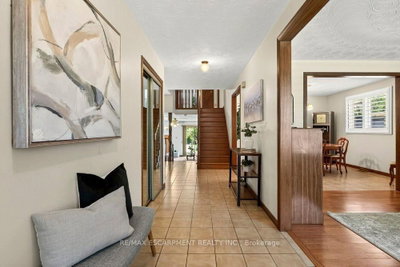 118 POTTRUFF Road S • Hamilton, ON photo 4