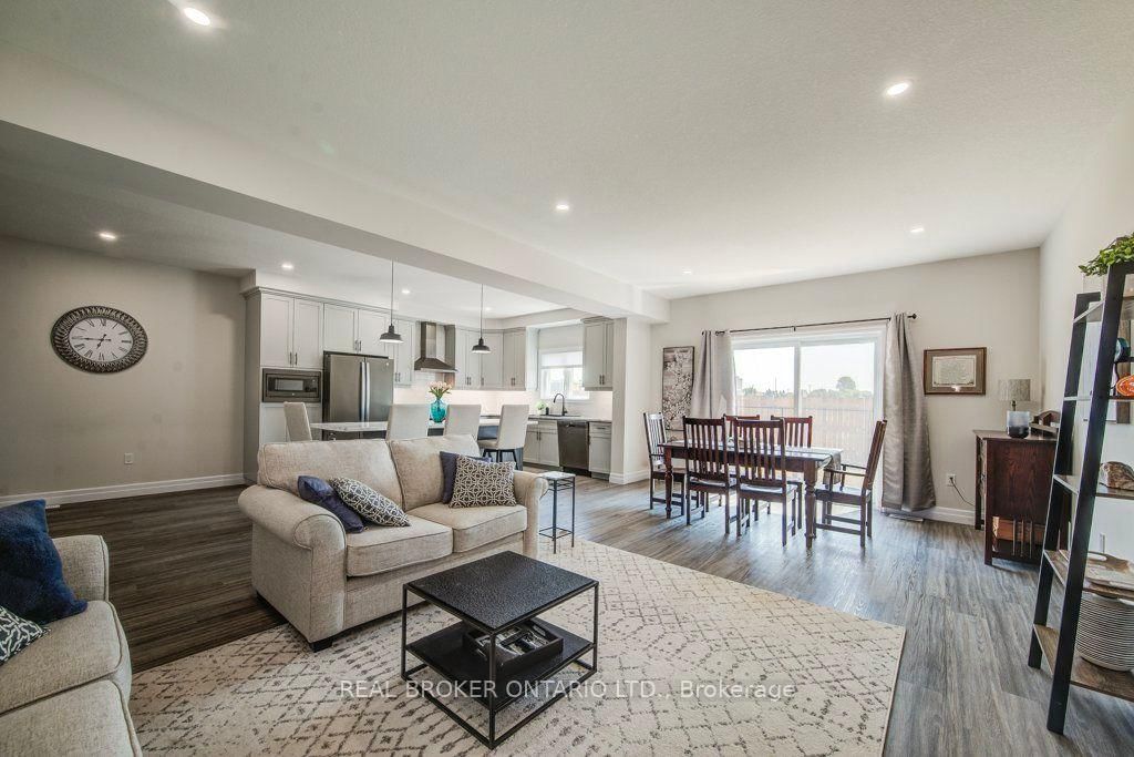 654 Wray Avenue S • North Perth, ON photo 22