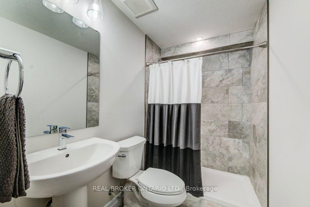 654 Wray Avenue S • North Perth, ON photo 40