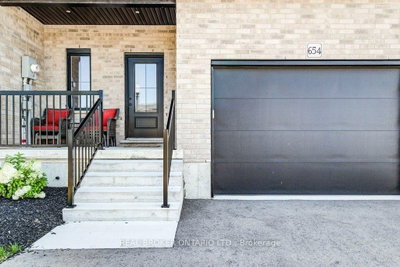 654 Wray Avenue S • North Perth, ON photo 5