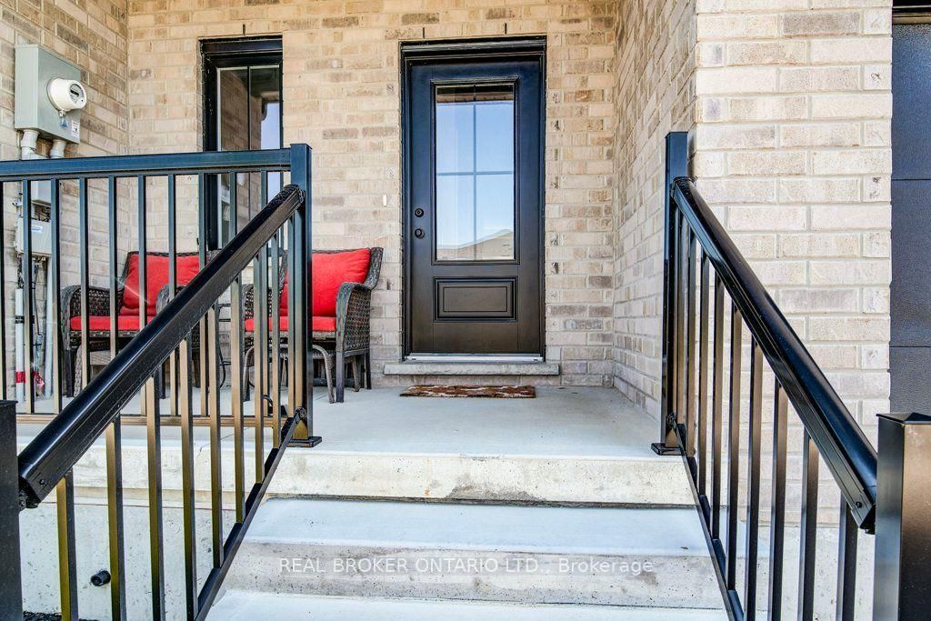 654 Wray Avenue S • North Perth, ON photo 6