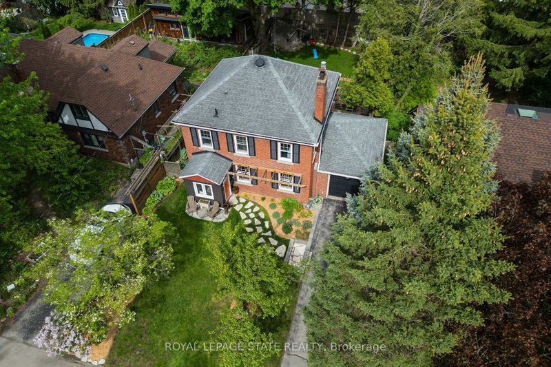 13 Tweedsmuir Avenue