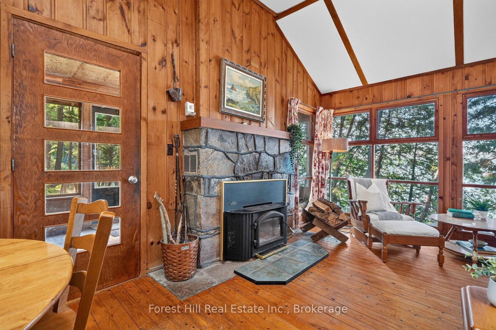 1110 Joseph Tapley Road • Lake of Bays, ON photo 8