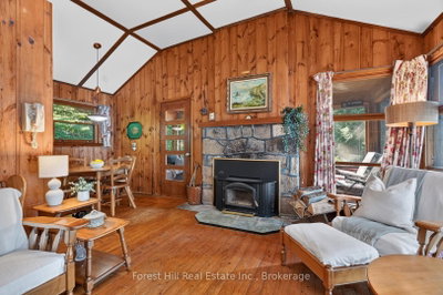 1110 Joseph Tapley Road • Lake of Bays, ON photo 9