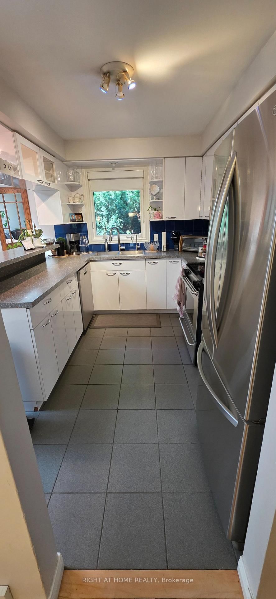 266 Gunn Avenue • Cambridge, ON photo 6