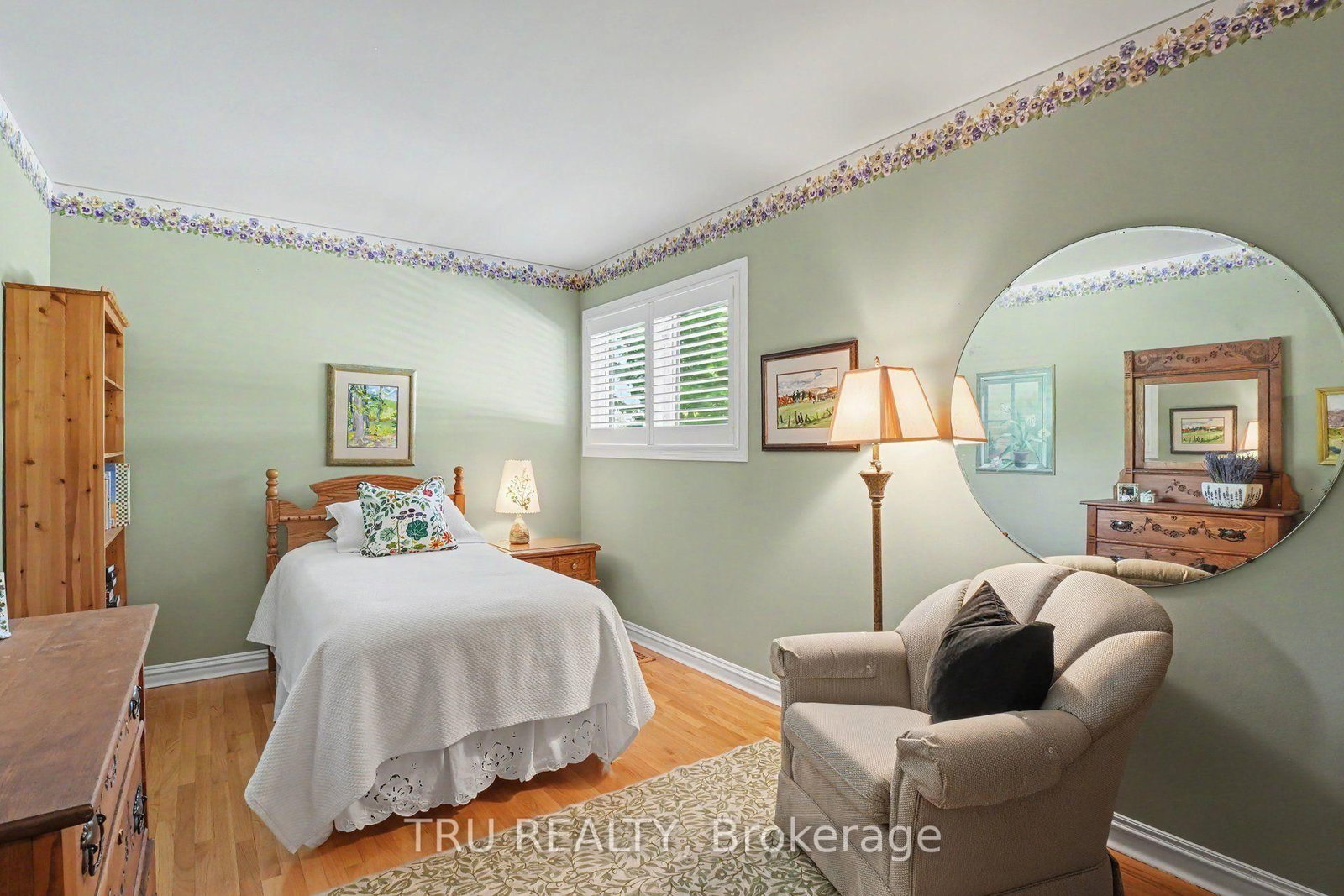 1174 Cameo Drive • Ottawa, ON photo 20