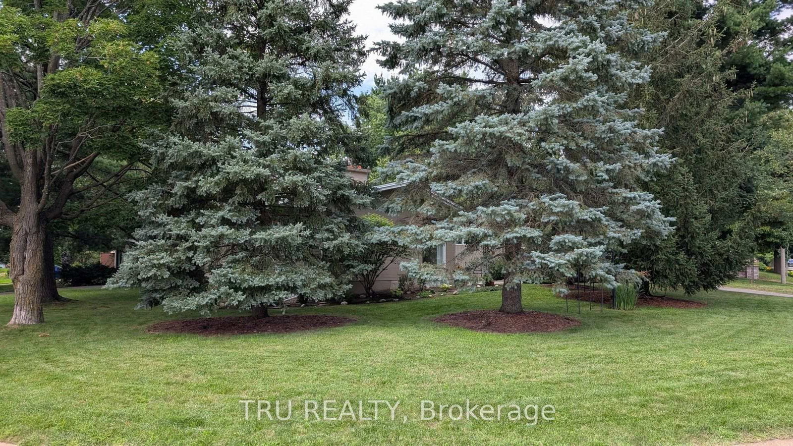 1174 Cameo Drive • Ottawa, ON photo 39