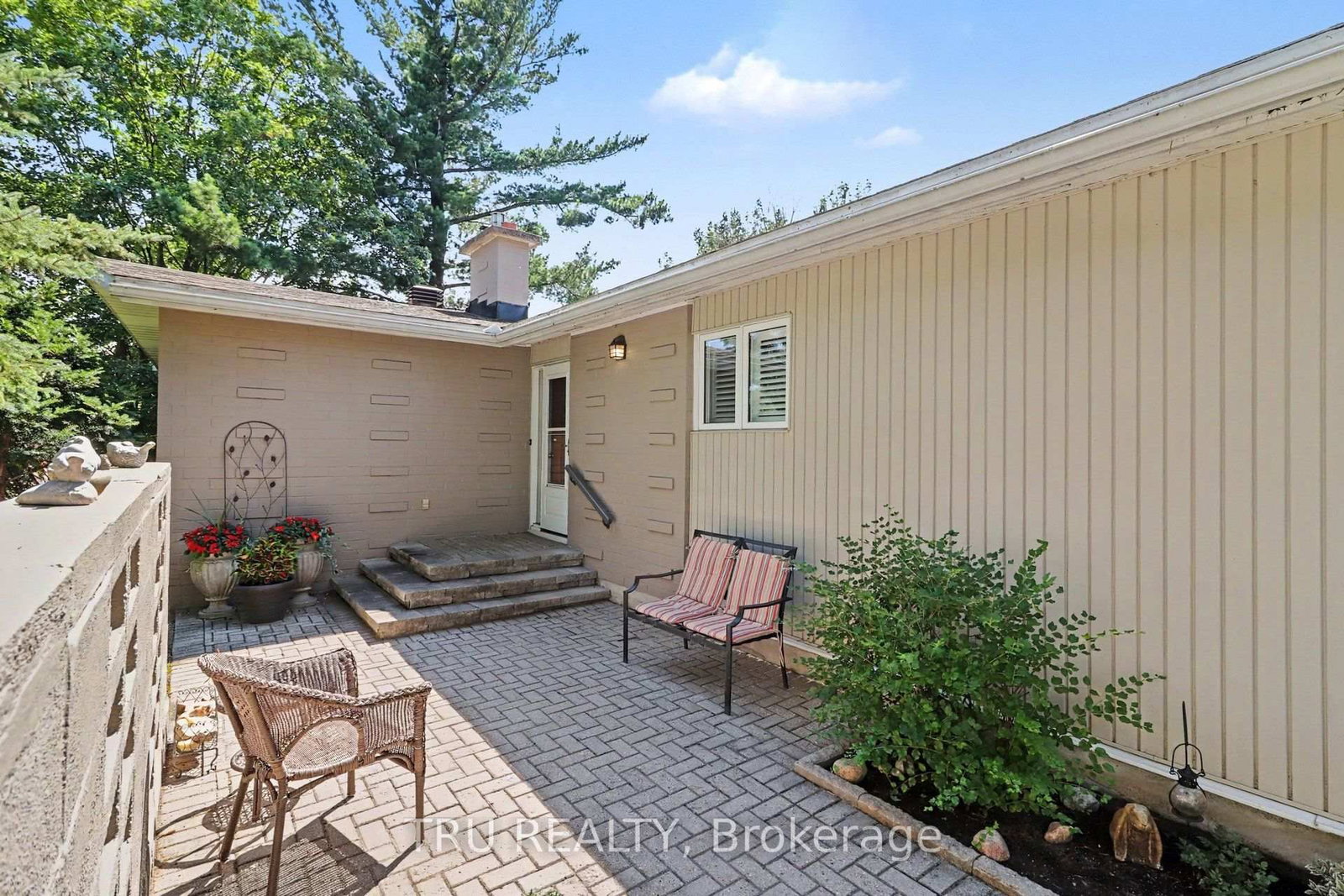 1174 Cameo Drive • Ottawa, ON photo 41