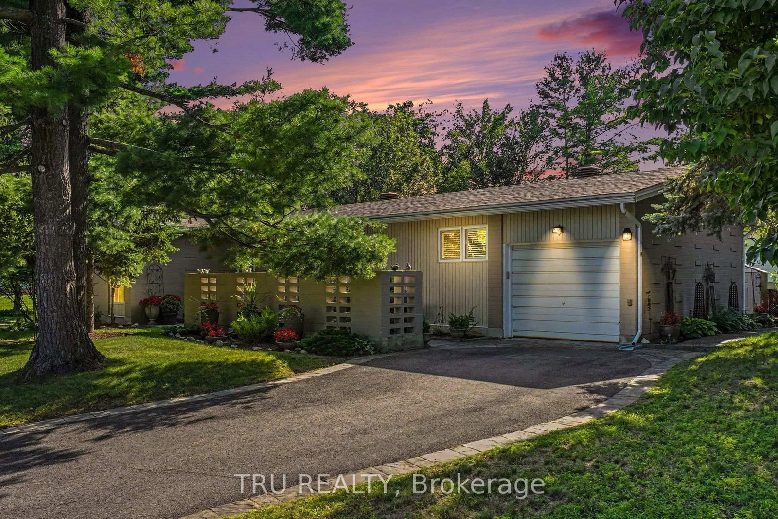 1174 Cameo Drive • Ottawa, ON photo 42