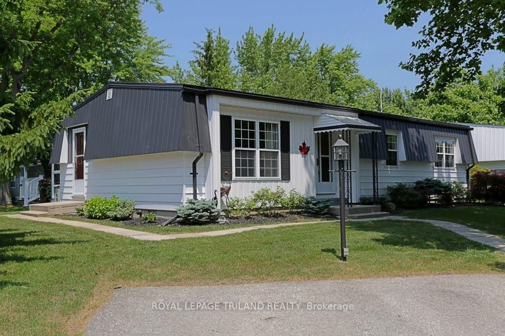 314 Wyldwood Lane • South Huron, ON photo 1