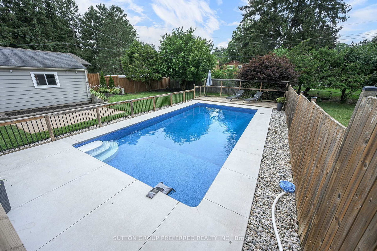 240 Byron Avenue • Thames Centre, ON photo 5