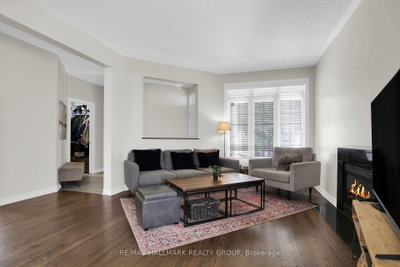 104 Strathcarron Crescent • Ottawa, ON photo 9