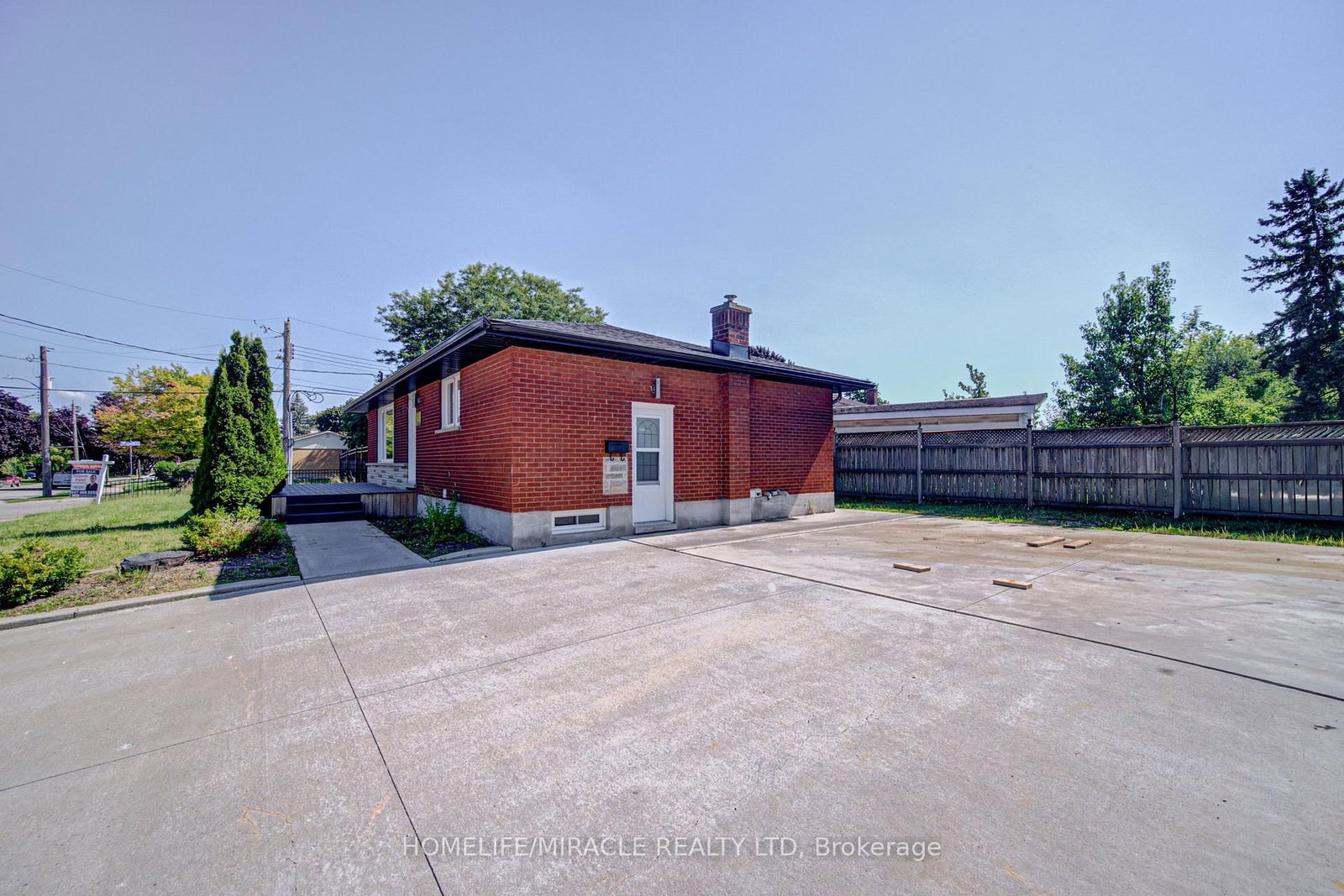 161 Kipling Avenue • Kitchener, ON photo 8
