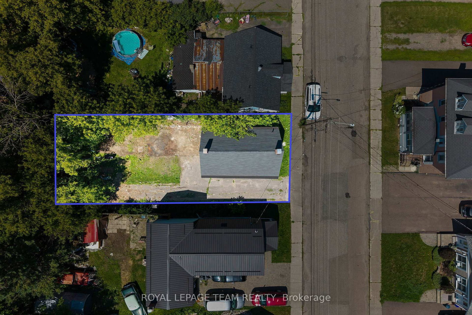 42 Bonnechere Street S • Renfrew, ON photo 3