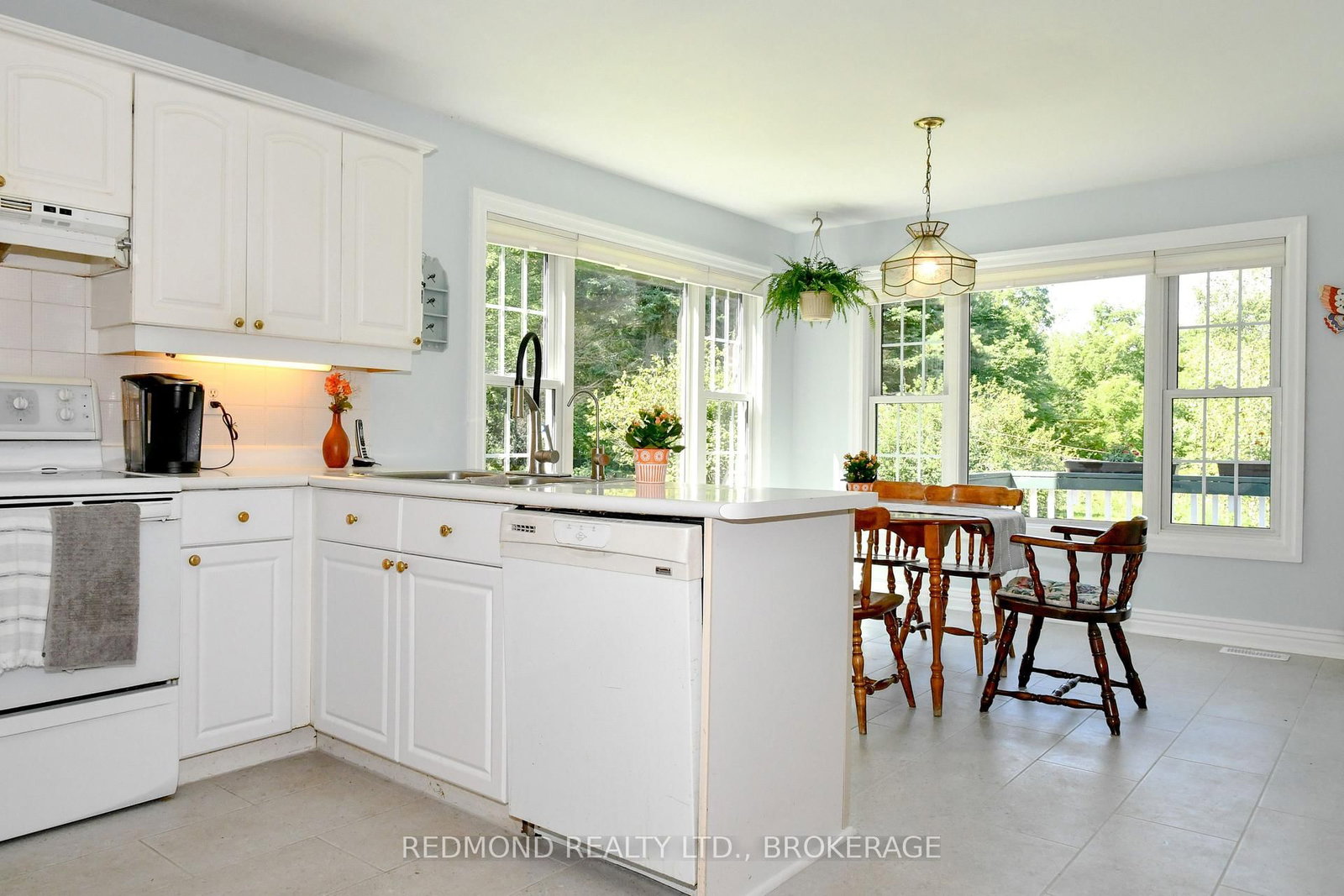 229 Howe Island Ferry Road • Gananoque, ON photo 13