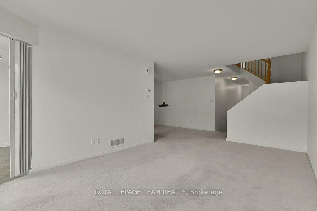 147 Sorento Street • Ottawa, ON photo 9