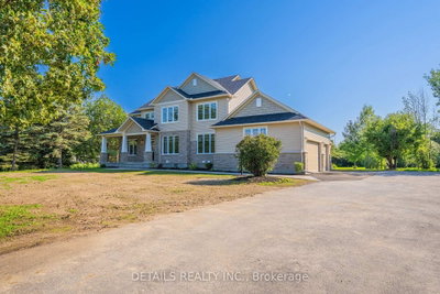 28 Ridingview Crescent • Ottawa, ON photo 3