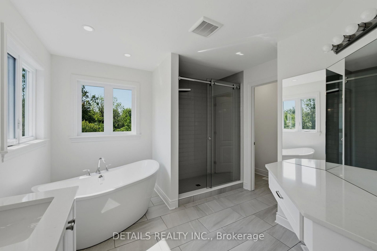 28 Ridingview Crescent • Ottawa, ON photo 33