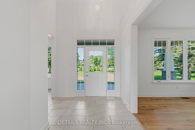 28 Ridingview Crescent • Ottawa, ON photo 5