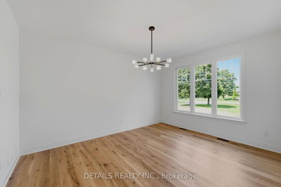 28 Ridingview Crescent • Ottawa, ON photo 9