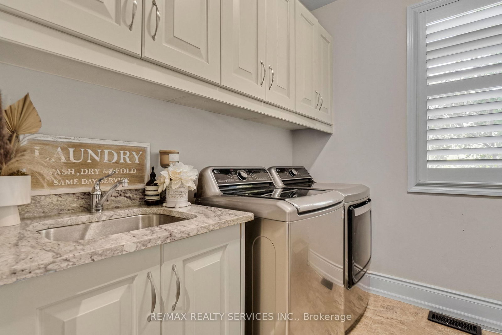 958 Beach Boulevard • Hamilton, ON photo 16