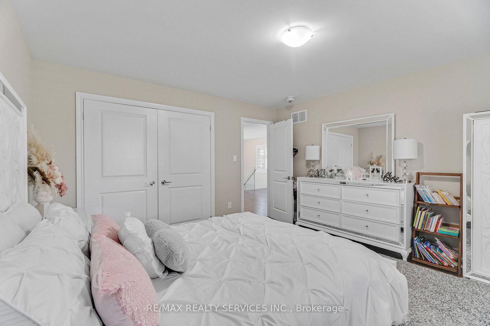 958 Beach Boulevard • Hamilton, ON photo 28
