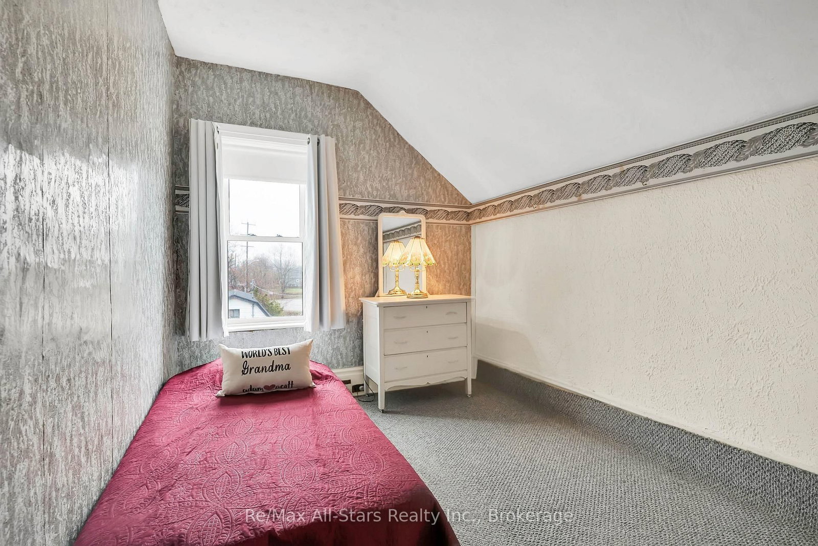 12 North Street • Kawartha Lakes, ON photo 21
