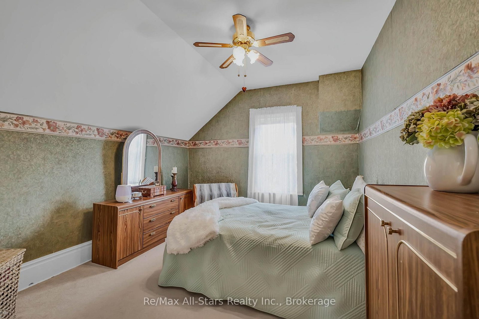 12 North Street • Kawartha Lakes, ON photo 26