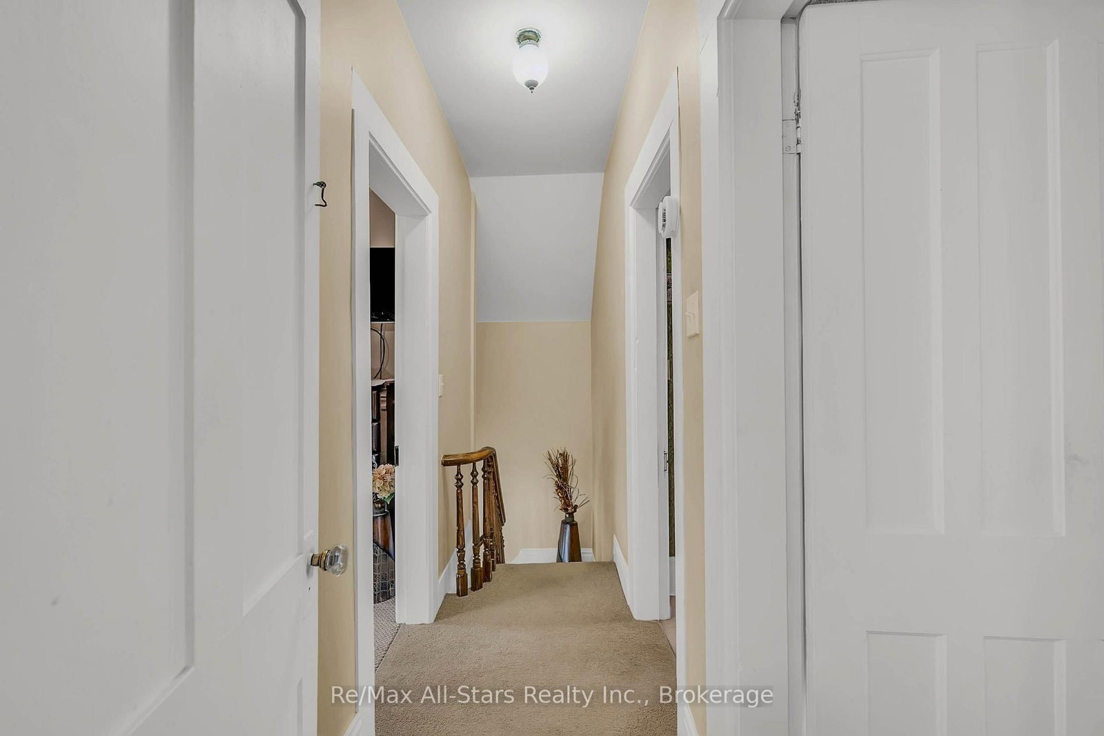 12 North Street • Kawartha Lakes, ON photo 27