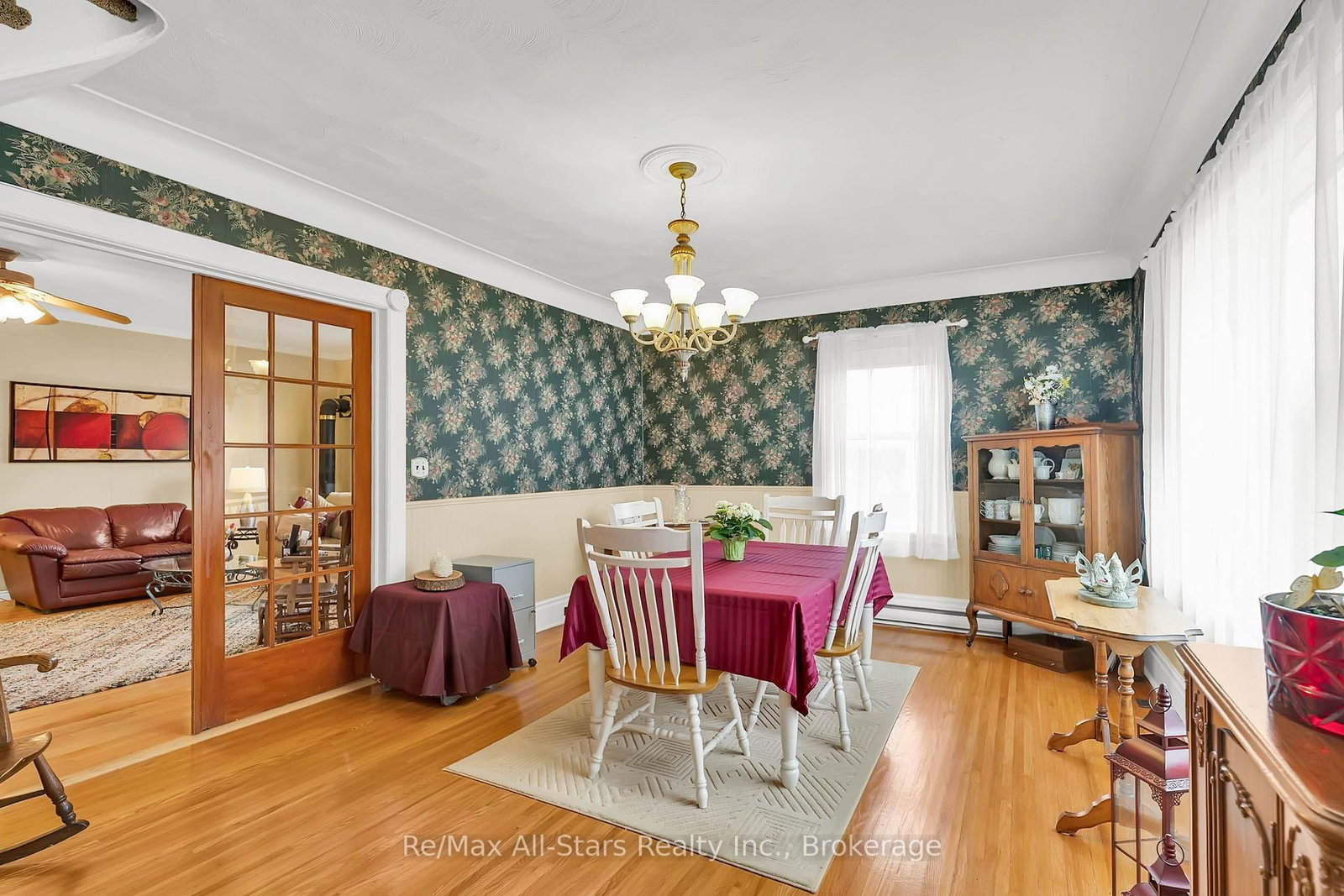 12 North Street • Kawartha Lakes, ON photo 8
