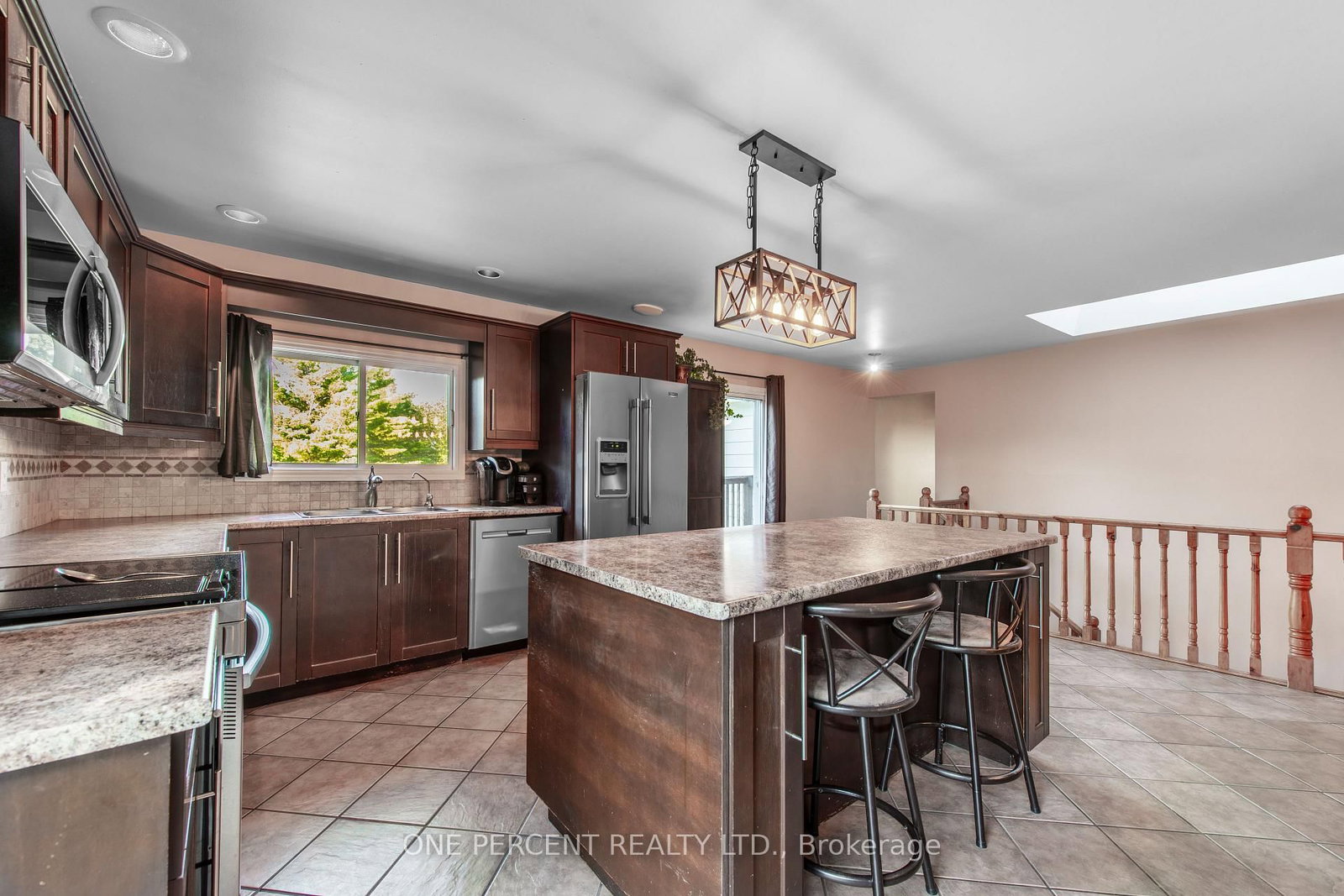 10 Campbell Drive • Mono, ON photo 10