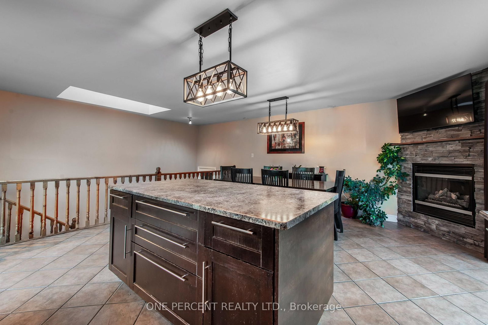 10 Campbell Drive • Mono, ON photo 7