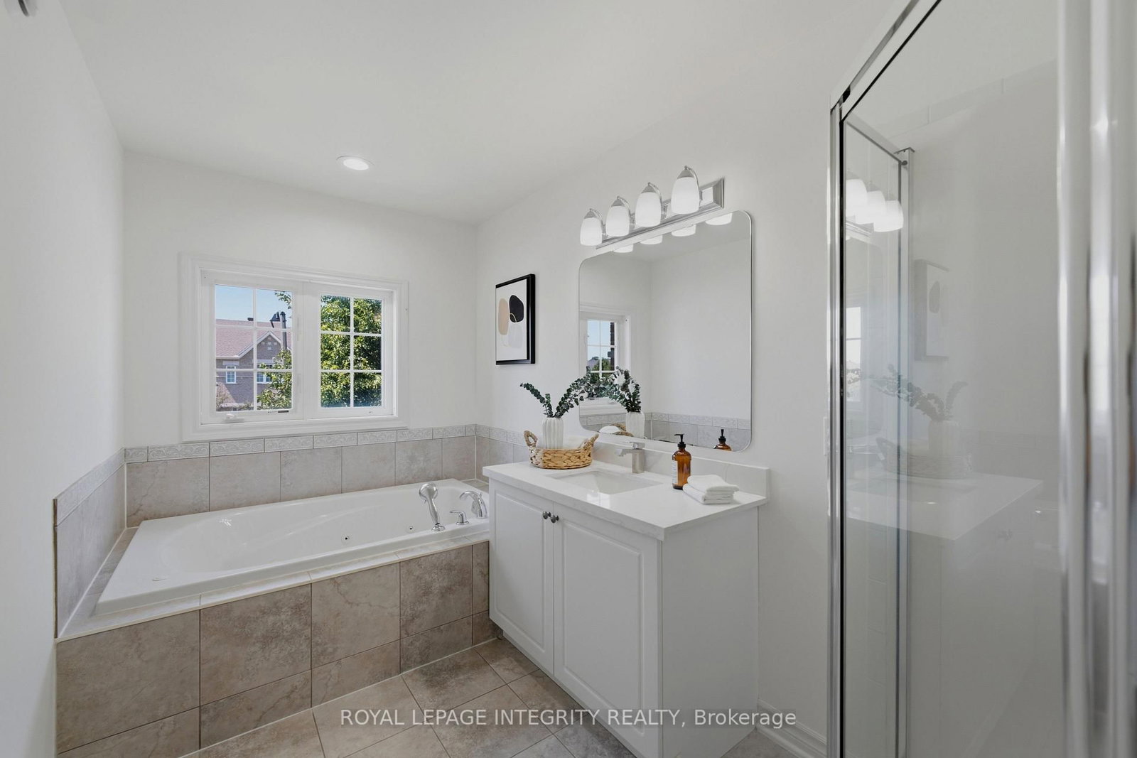 531 REMNOR Avenue • Ottawa, ON photo 22