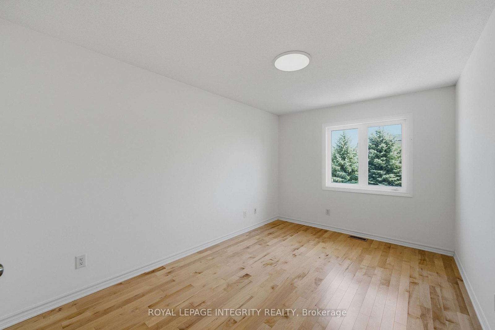 531 REMNOR Avenue • Ottawa, ON photo 27
