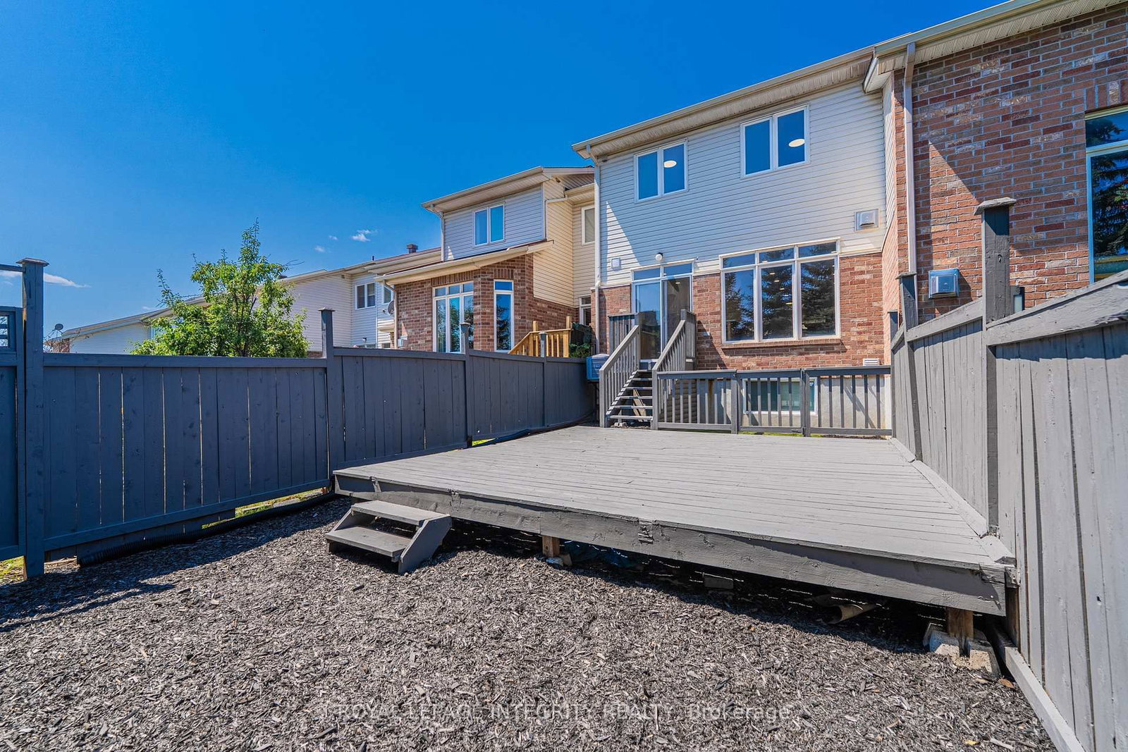 531 REMNOR Avenue • Ottawa, ON photo 36