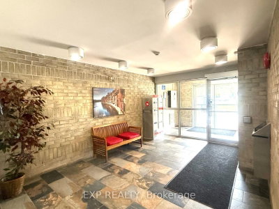 739 Deveron Crescent • #210 • London South, ON photo 5