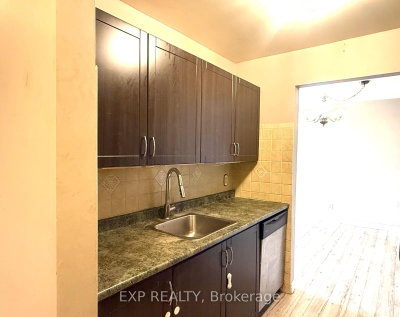 739 Deveron Crescent • #210 • London South, ON photo 8