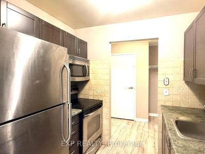 739 Deveron Crescent • #210 • London South, ON photo 9