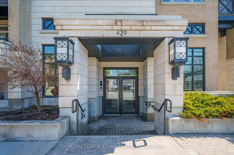 320 - 429 Kent Street