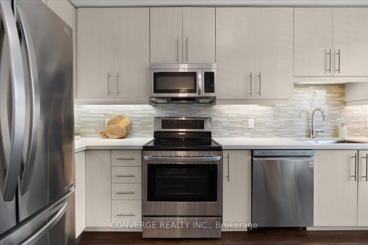 35 Midhurst Heights • #36 • Hamilton, ON photo 4