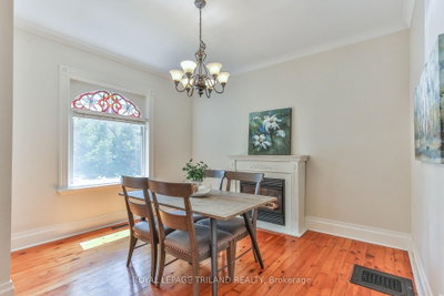 38 BYRON Avenue E • London South, ON photo 6