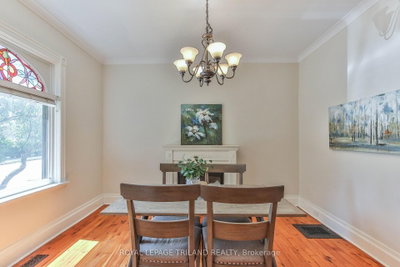 38 BYRON Avenue E • London South, ON photo 7